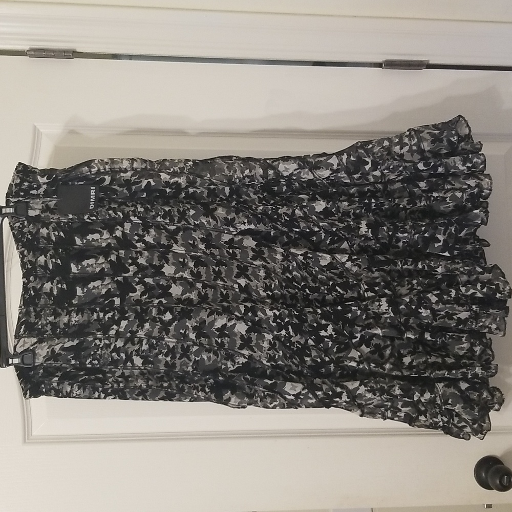 ⛱️DIMRI Black Butterfly Pattern Lined Full Skirt with Flowy Ruffle Detail Size S